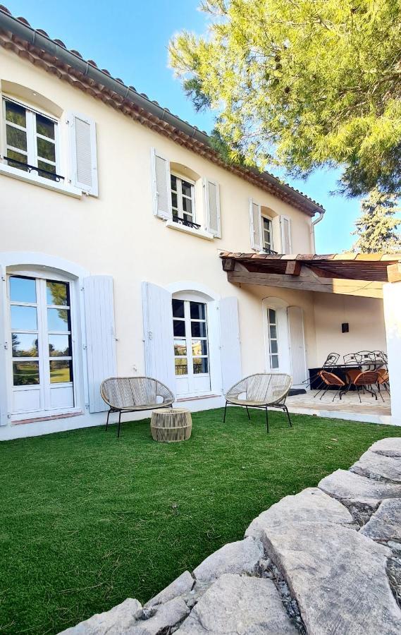 Superbe Villa-Domaine Avec Golf Piscine Et Tennis แซ็งต์-ซีร์-ซูร์-แมร์ ภายนอก รูปภาพ