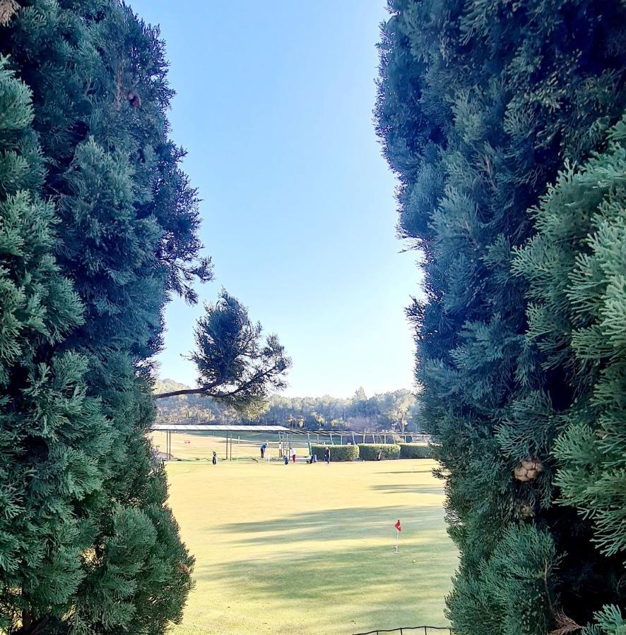 Superbe Villa-Domaine Avec Golf Piscine Et Tennis แซ็งต์-ซีร์-ซูร์-แมร์ ภายนอก รูปภาพ