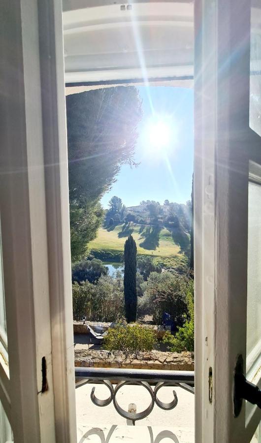 Superbe Villa-Domaine Avec Golf Piscine Et Tennis แซ็งต์-ซีร์-ซูร์-แมร์ ภายนอก รูปภาพ